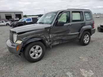  Salvage Jeep Liberty