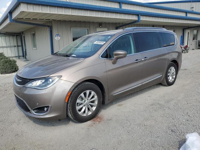  Salvage Chrysler Pacifica