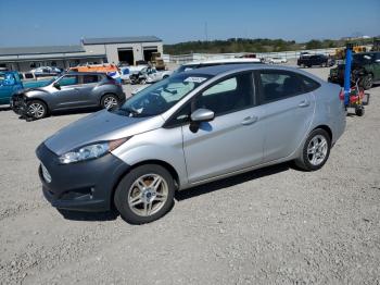  Salvage Ford Fiesta