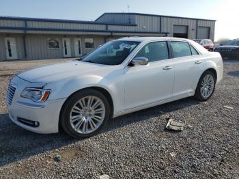  Salvage Chrysler 300