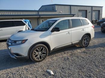  Salvage Mitsubishi Outlander
