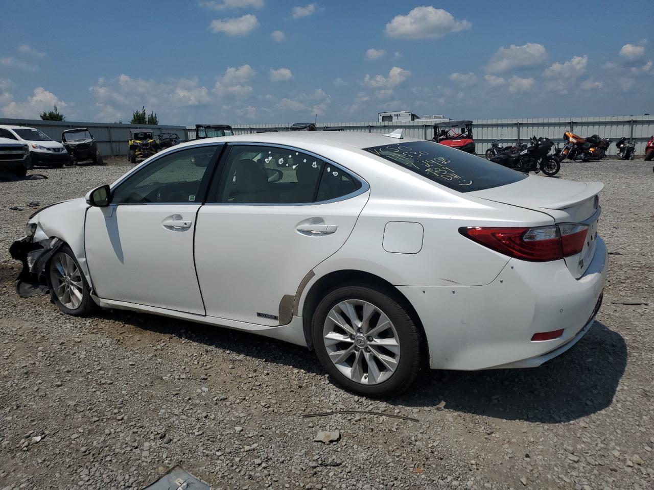 Lexus Es 300h Image 2