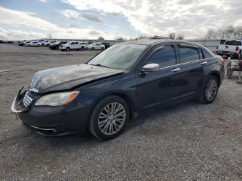  Salvage Chrysler 200