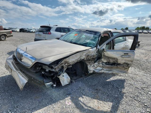  Salvage Lincoln Towncar