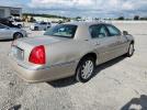 Lincoln Towncar Signature Limited Image 4