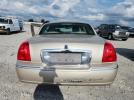 Lincoln Towncar Signature Limited Image 3