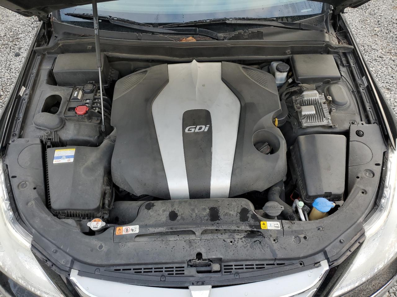 Hyundai Genesis 3.8l Image 2