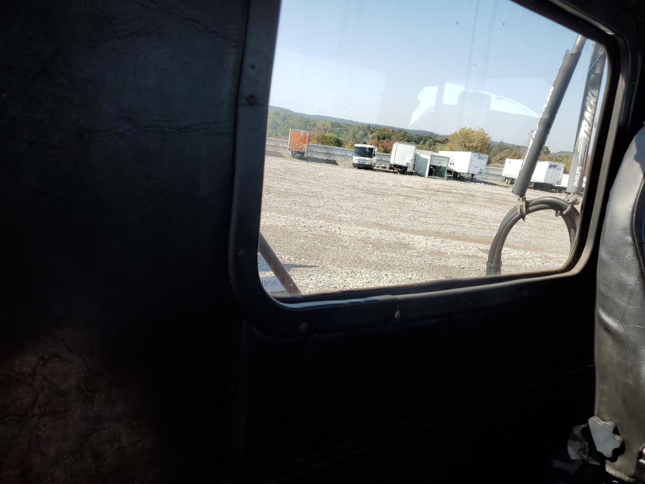 Freightliner Fld120 Fld120 Image 6