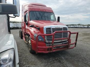  Salvage Freightliner Cascadia 1