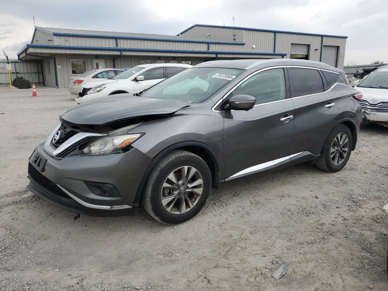 Nissan Murano S Image 1