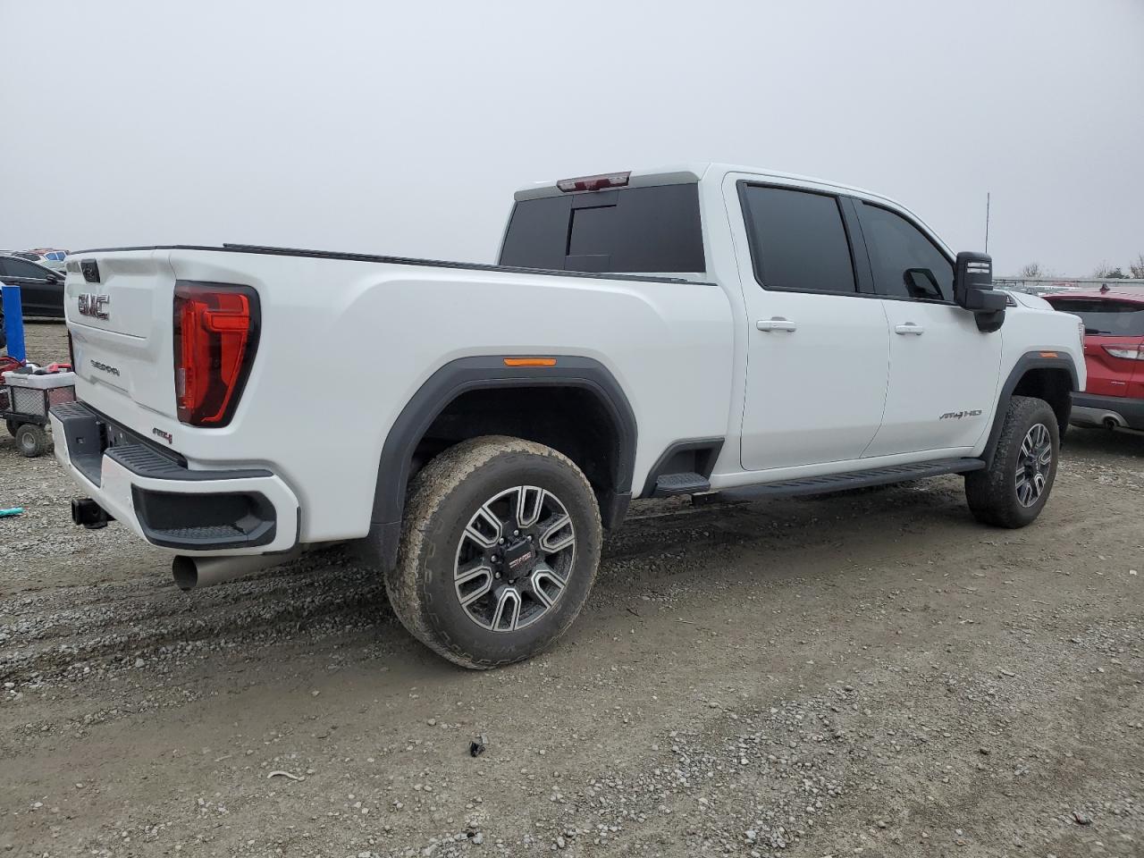 GMC Sierra K2500 At4 Image 11