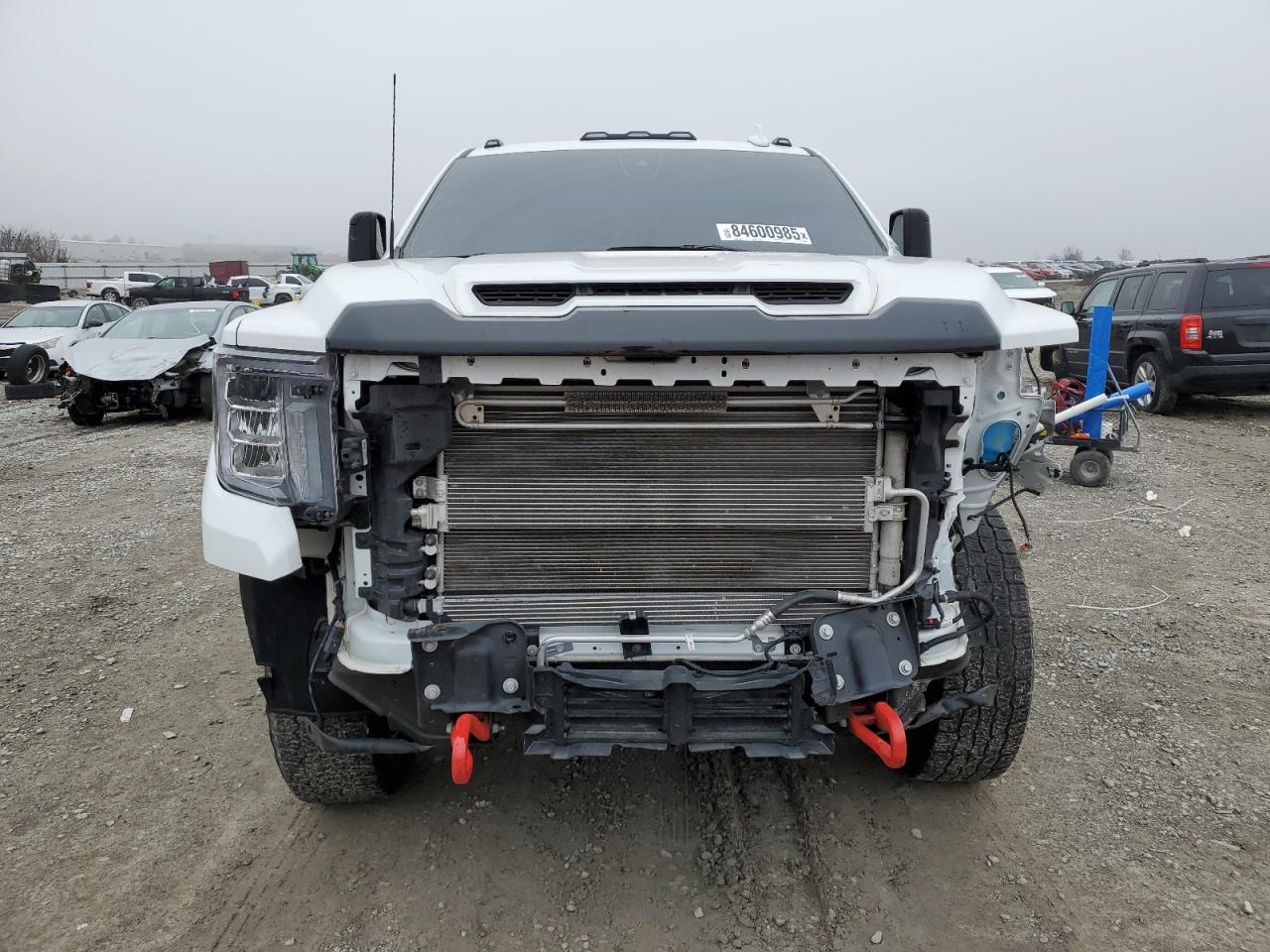 GMC Sierra K2500 At4 Image 4