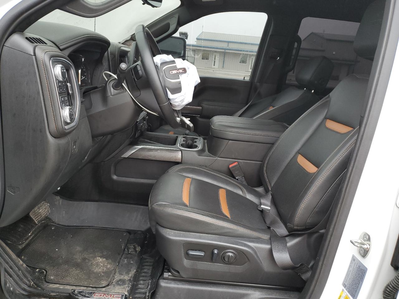 GMC Sierra K2500 At4 Image 6