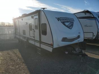  Salvage Winnebago Minnie