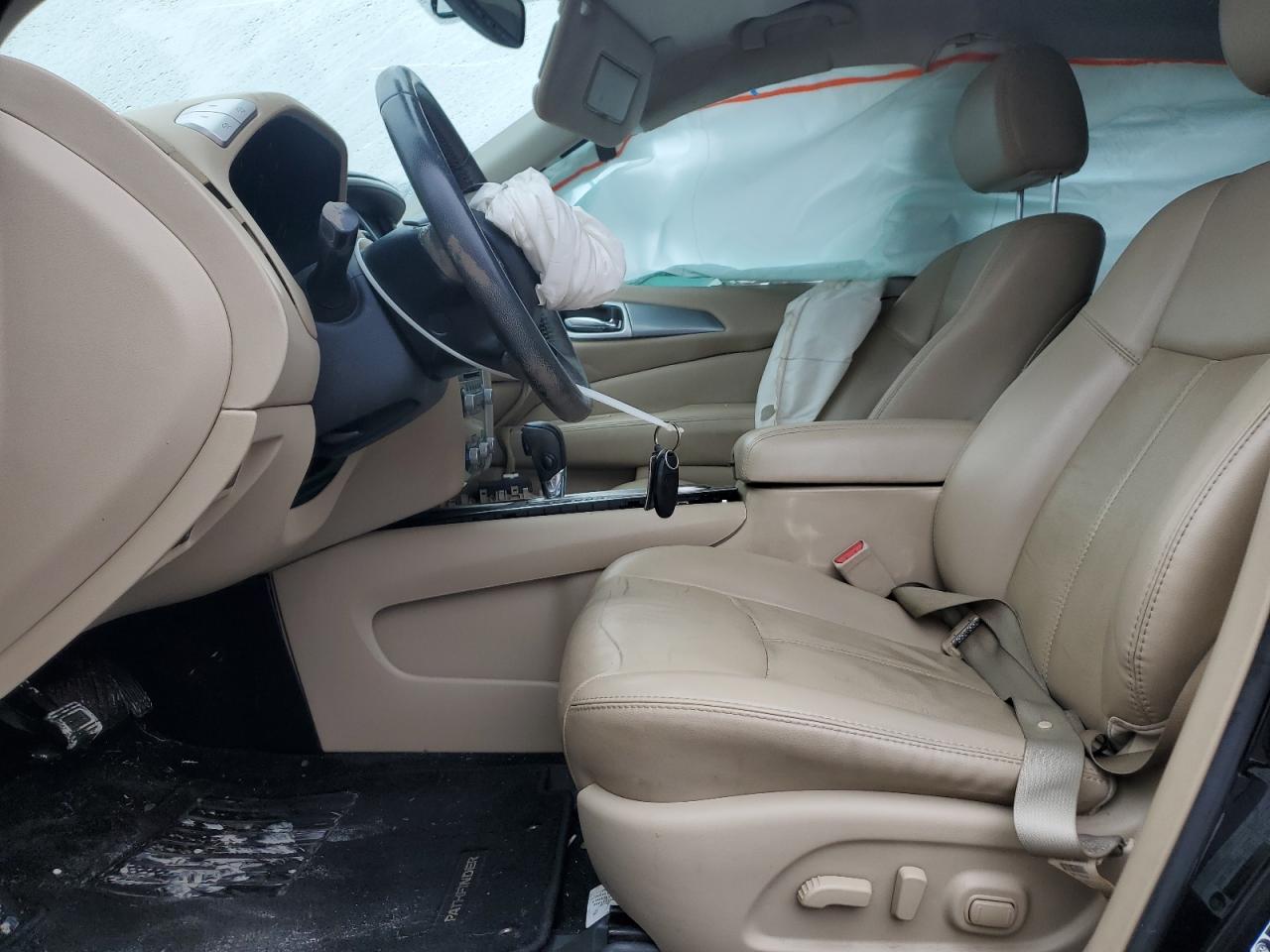 Nissan Pathfinder S Image 13