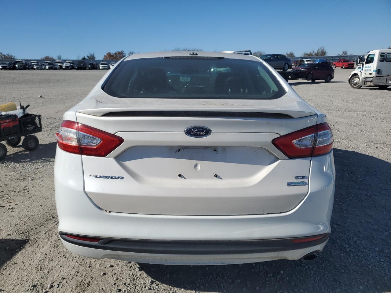 Ford Fusion Se Image 2