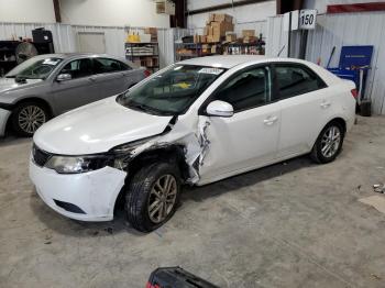  Salvage Kia Forte