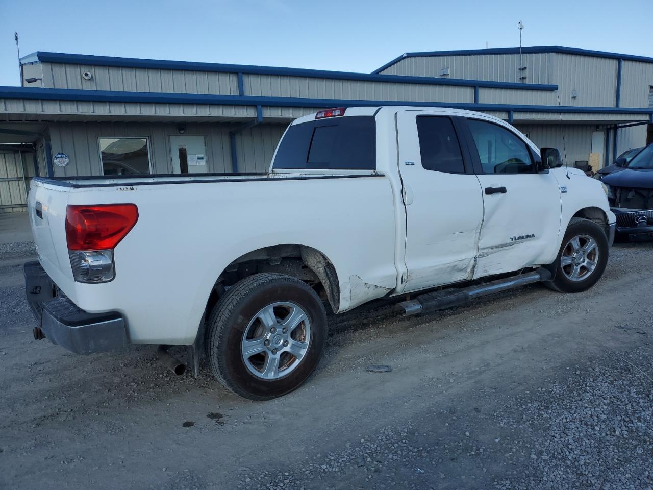 Toyota Tundra Double Cab Sr5 Image 2