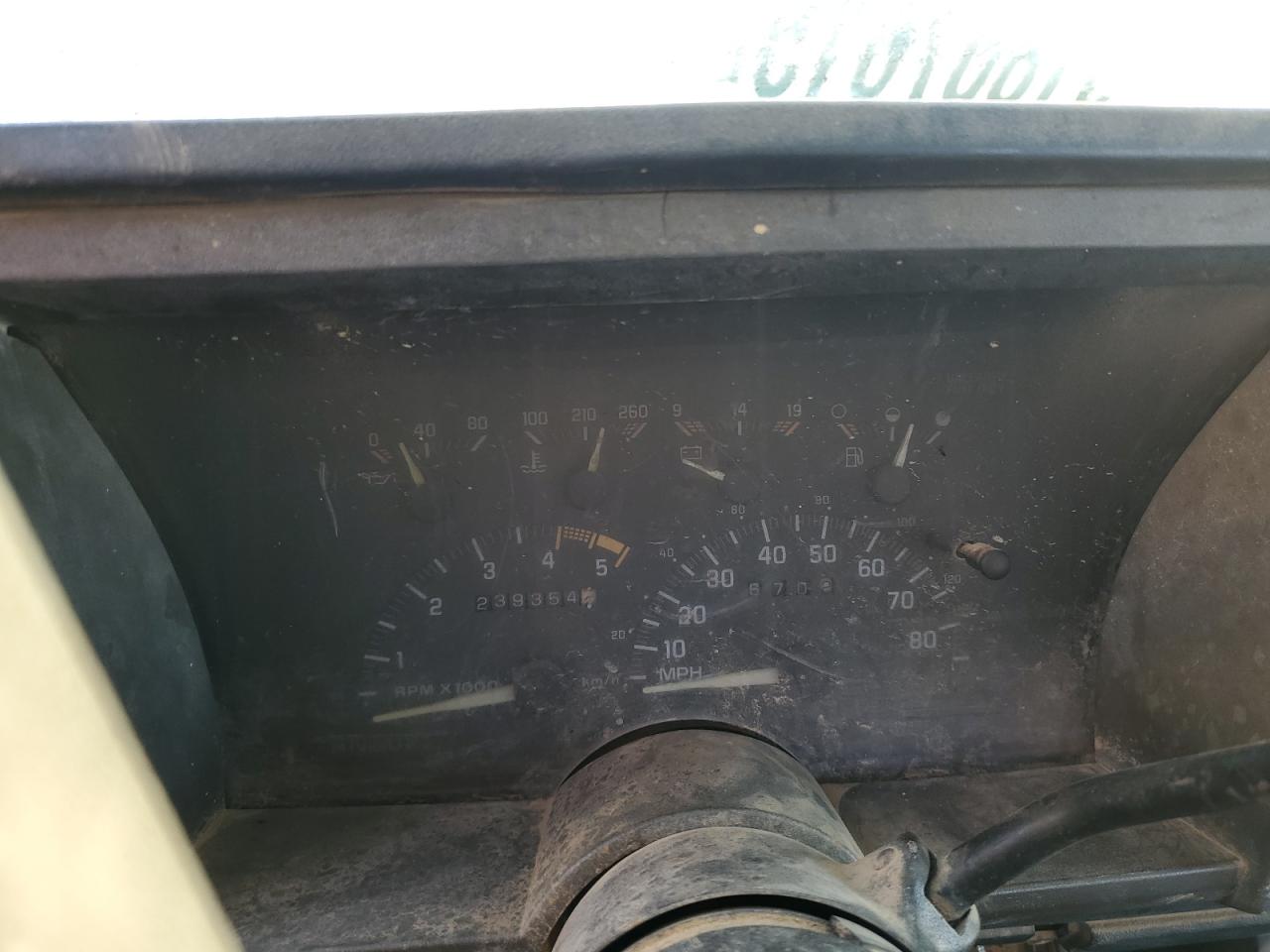 Chevrolet Gmt C3500-hd Image 10