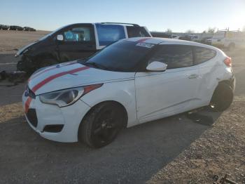  Salvage Hyundai VELOSTER