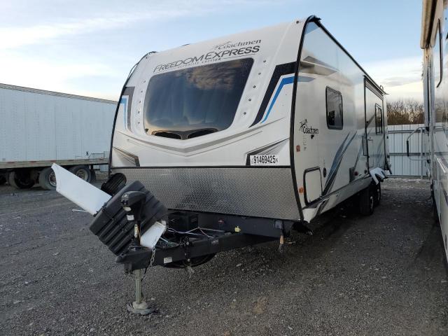  Salvage Coachmen Camper