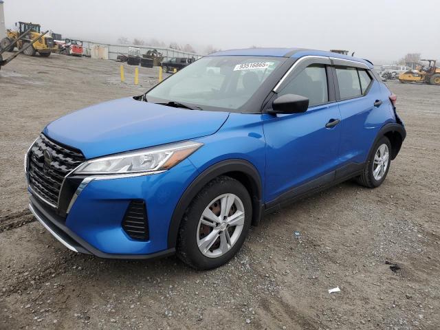  Salvage Nissan Kicks