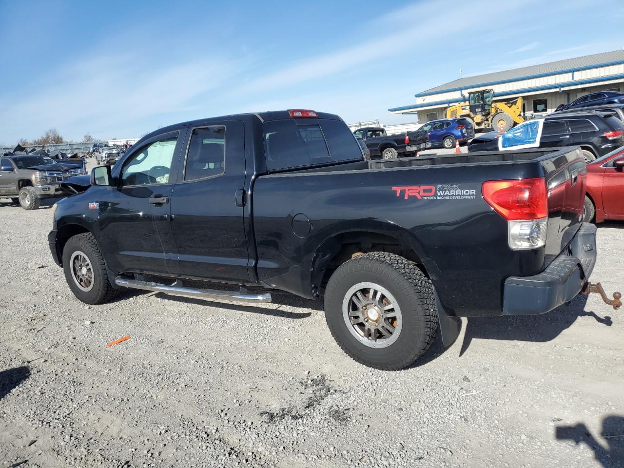 Toyota Tundra Double Cab Image 2