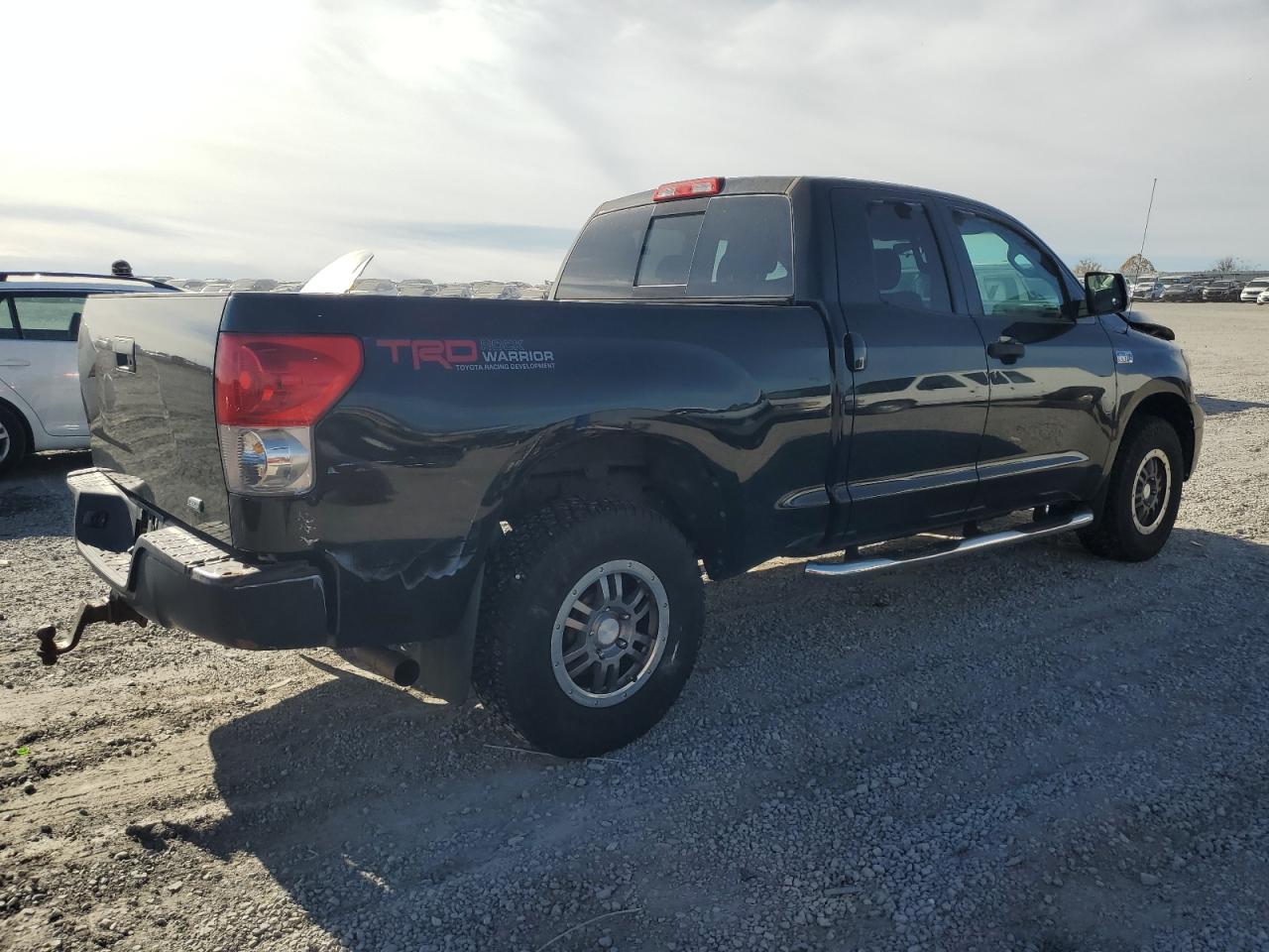 Toyota Tundra Double Cab Image 9