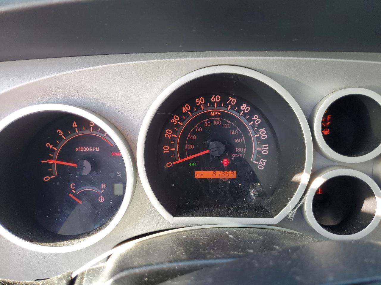 Toyota Tundra Double Cab Image 7