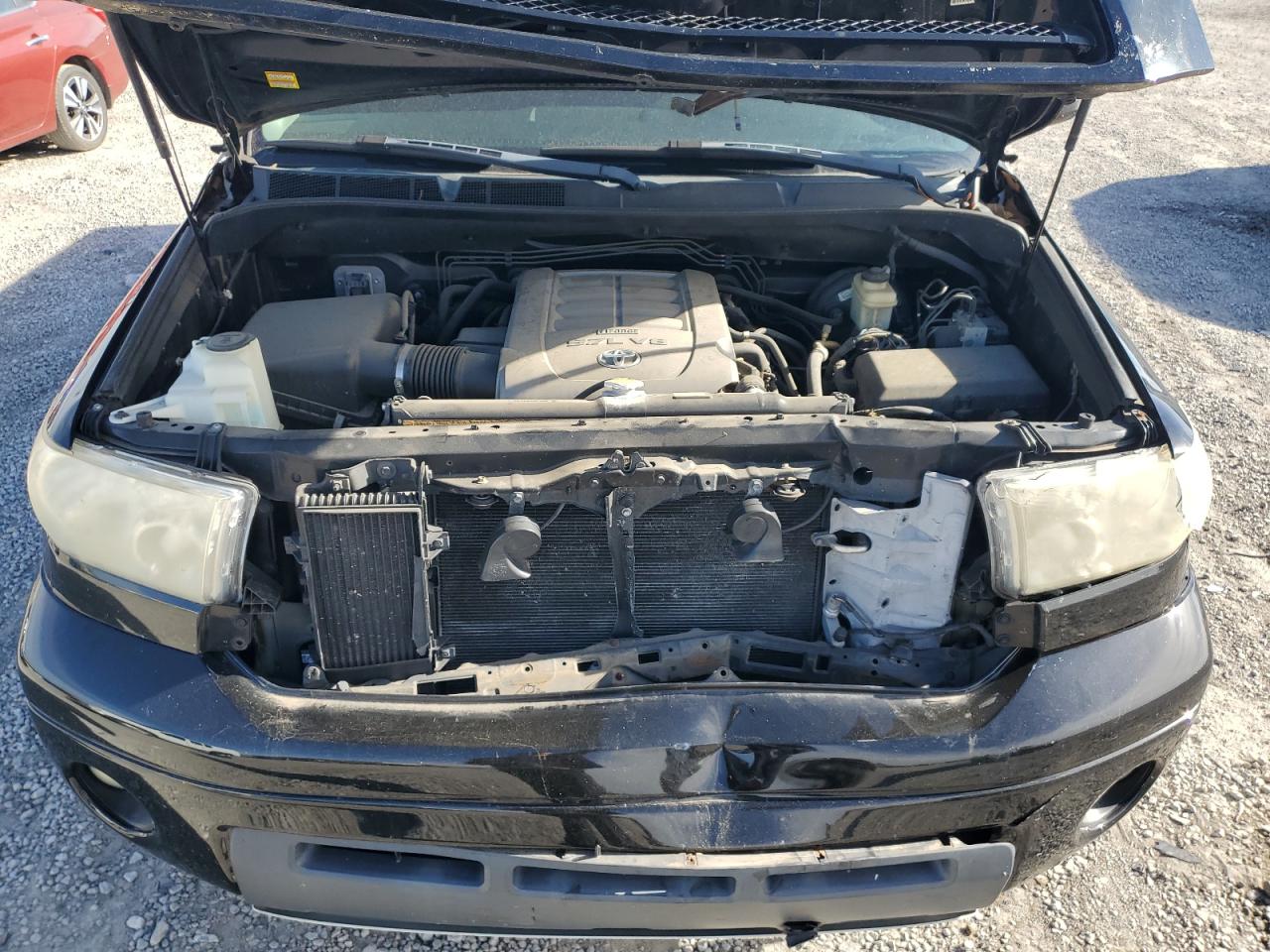 Toyota Tundra Double Cab Image 8