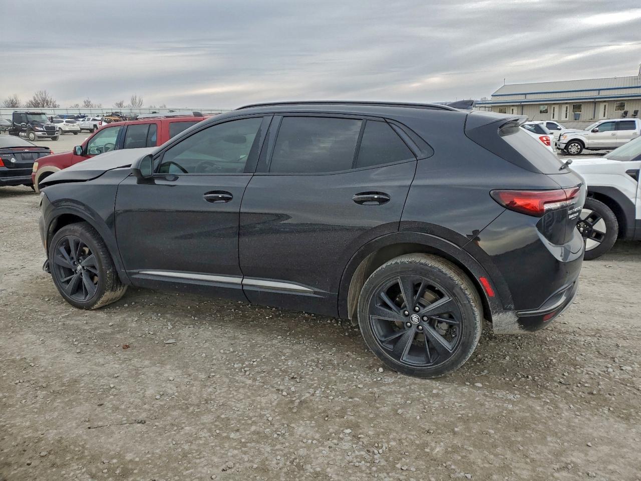 Buick Envision Essence Image 3