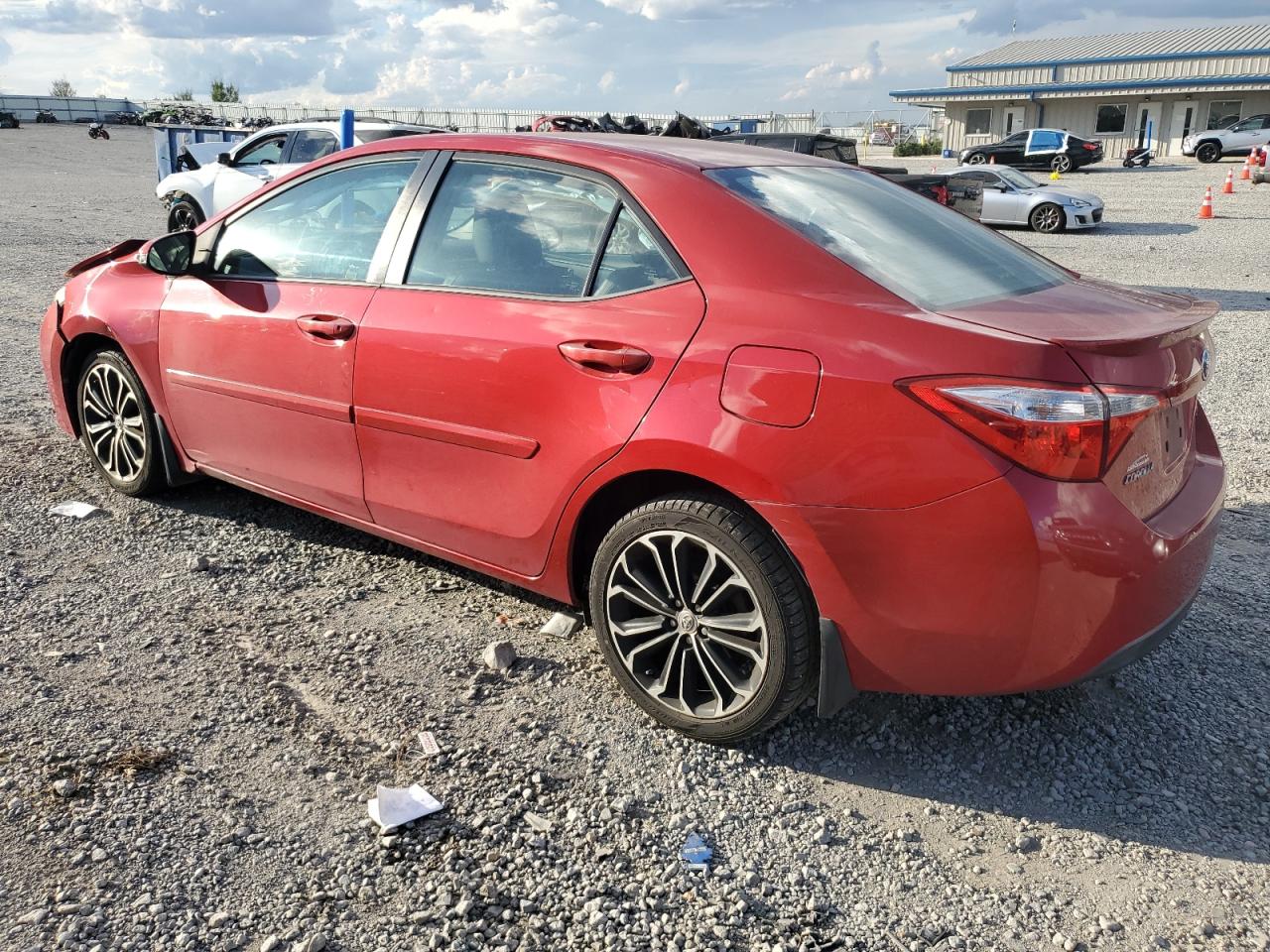 Toyota Corolla L Image 11