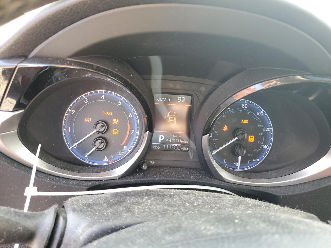 Toyota Corolla L Image 6