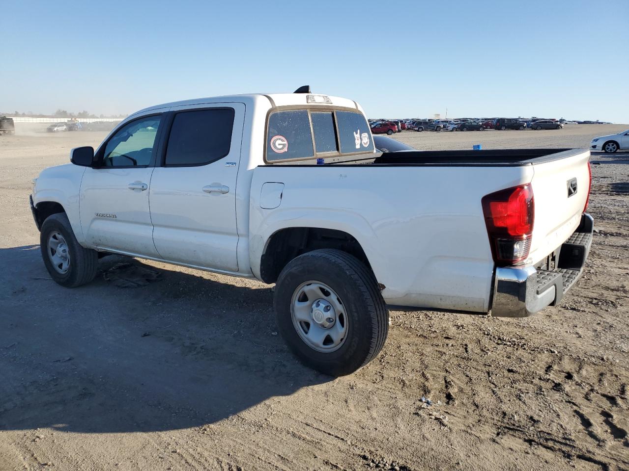 Toyota Tacoma Double Cab Image 12