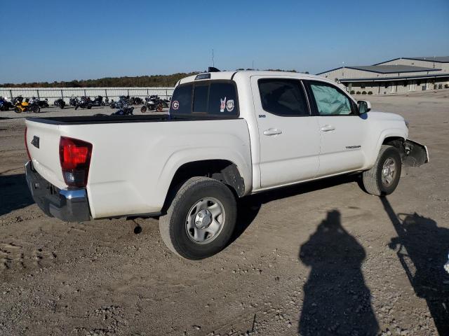 Toyota Tacoma Double Cab Image 2