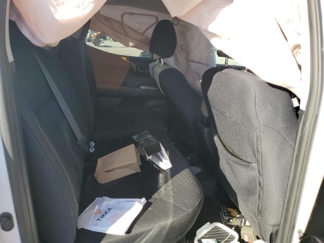 Toyota Tacoma Double Cab Image 8