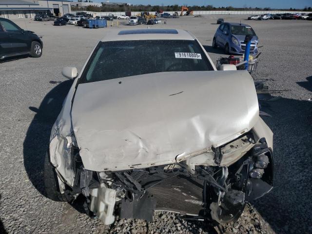 Cadillac STS Image 10