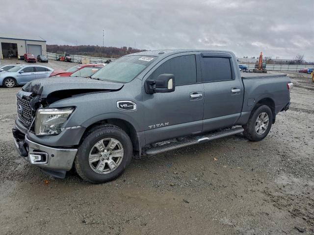  Salvage Nissan Titan