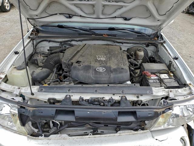 Toyota Tacoma Access Cab Image 11