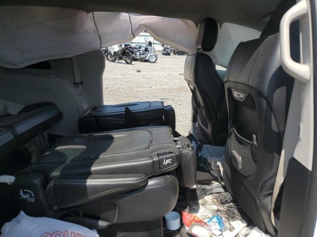 Chrysler Pacifica Touring L Image 9