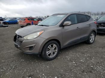  Salvage Hyundai TUCSON