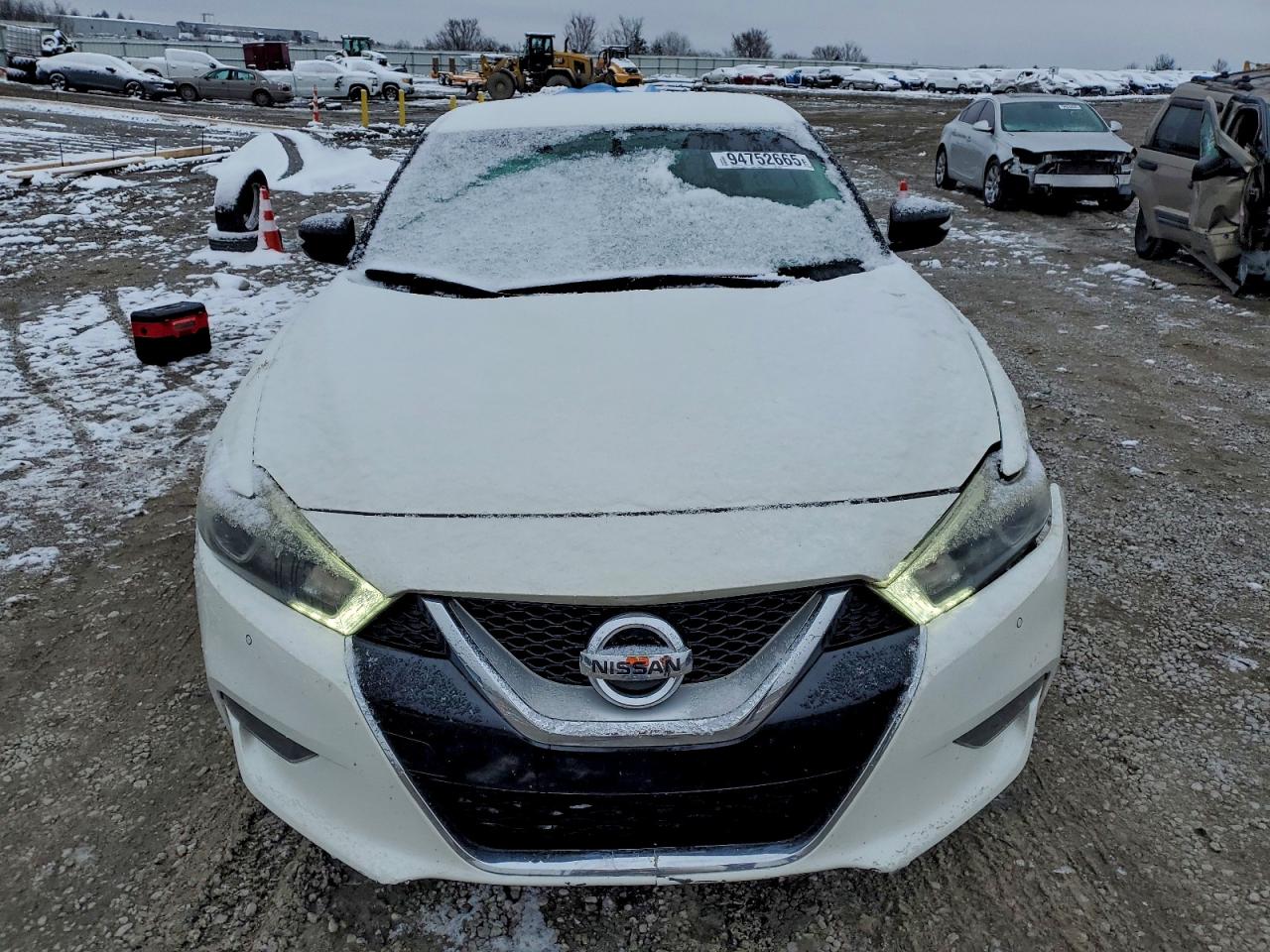 Nissan Maxima 3.5s Image 10