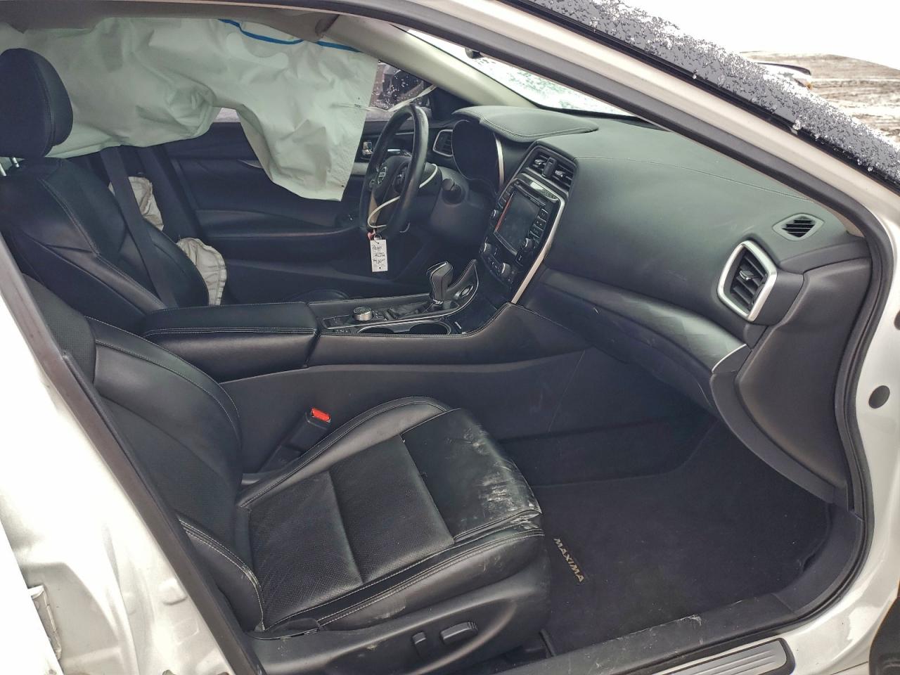 Nissan Maxima 3.5s Image 5