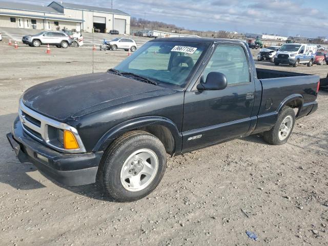  Salvage Chevrolet S-10