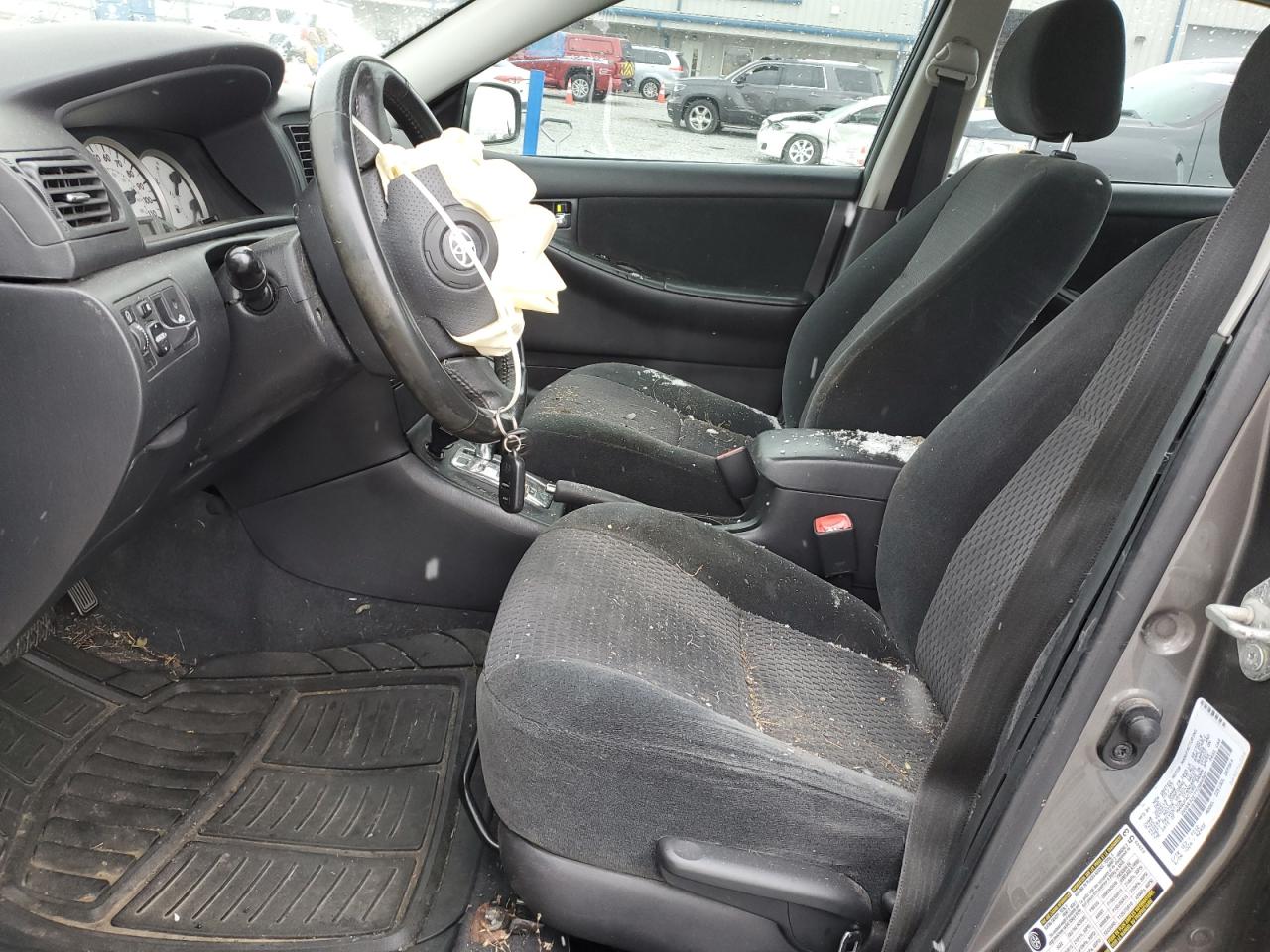 Toyota Corolla Ce Image 9