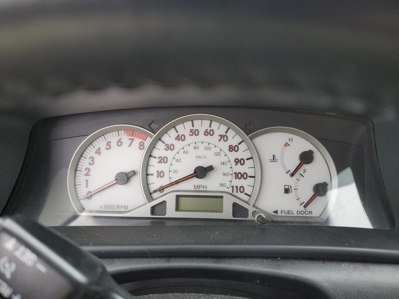 Toyota Corolla Ce Image 7