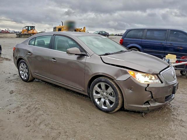 Buick LaCrosse Cxl Image 2