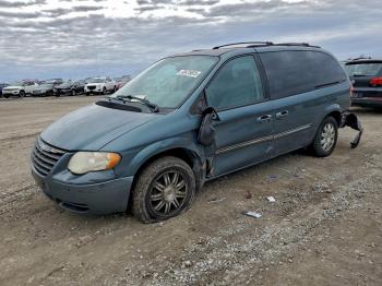  Salvage Chrysler Minivan