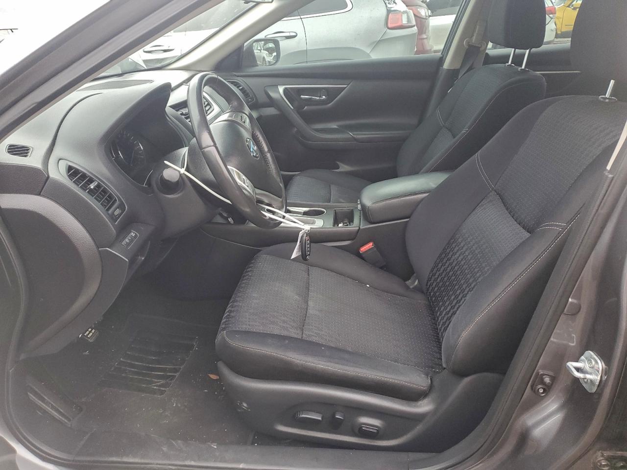 Nissan Altima 2.5 Image 6