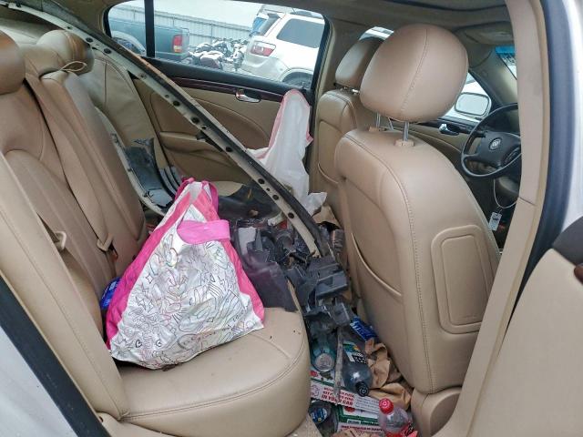 Buick Lucerne Cxl Image 10